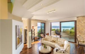 Lovely Home In Crikvenica 