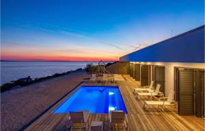 Awesome Home In Kosljun