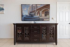 2 Bedroom 2 Bathroom Oceanfront Condo