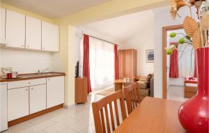 Amazing Apartment In Baska Voda 