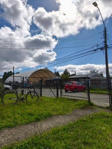 Acogedora habitación en casa cerca del centro