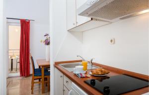 Awesome Apartment In Baska Voda 