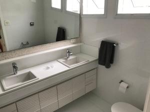 Cobertura com linda vista da praia do Pêpe