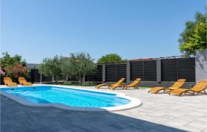 3 Bedroom Awesome Home In Kastel Novi