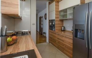 Nice Home In Dubrava Kod Sibenika