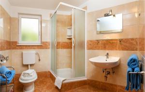 Stunning Apartment In Baska Voda