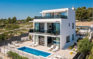 Nice Home In Okrug Gornji