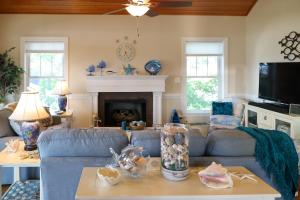 Riverfront Aurora Home with Deck and Private Pier!