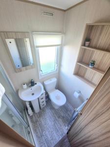 Whitstable Trieste - 3 Bedroom, sleeps 8 Pet friendly, family friendly