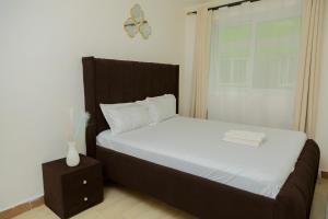 Bright Cozy 2BR in King Serenity Estate WiFi, Parking Mini Mart