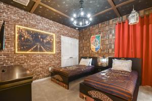 Lakeview Spacious 12br Themed Home GamePoolSpa