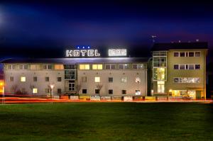 Two-Bedroom Apartment room in Hotel Imos