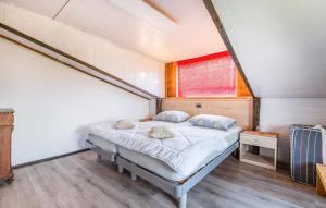 Cozy Apartment In Smarje With House Sea View