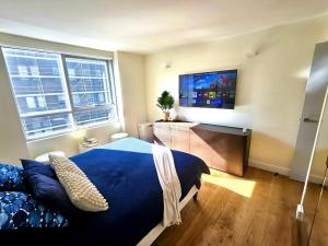 Stylish Beachside Apartment in The Pacific Residences Located Opposite Bondi Beach