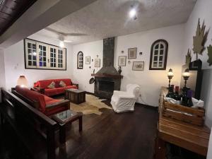 Casa em Itaipava até 14 Pessoas, Piscina, Lareira e Pets