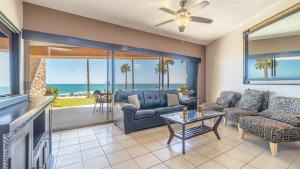 Wave n Sea Amazing Oceanfront Ground Floor