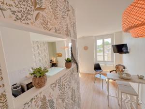 Appartements Studio COSY avec Baignoire et Netflix Ideal couple : photos des chambres