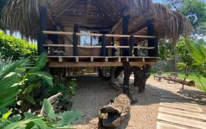 Cabaña ecologica en el Rio Cocorna, Puerto Triunfo