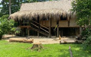 Cabaña ecologica en el Rio Cocorna, Puerto Triunfo