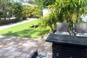 Beautiful Bay to Bay Sanctuary Charming South Tampa Craftsman Home Near Bayshore