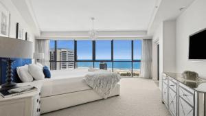 3BR Sub-Penthouse with Breathtaking Ocean Views