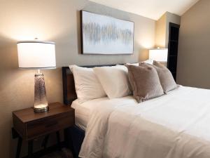 Your Family’s Home Away from Home w No Extra Fees
