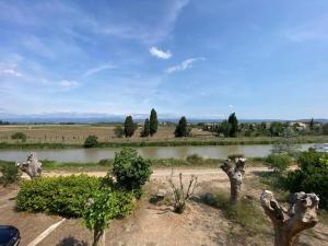 Maisons de vacances Villa in Les Hauts du Lac with Lake View : photos des chambres