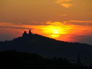 Maisons de vacances Peaceful Retreat in Pougnadoresse, cleaning included : photos des chambres