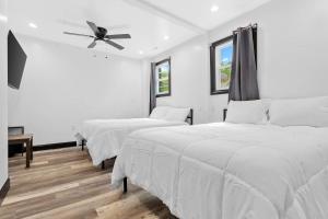 6BR Homes Perfect for Large Groups & Families Near Niagara Falls Attractions