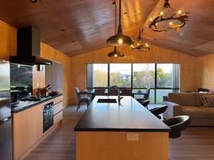 Brand New 4BR Alpine Home Near Turoa Ski Field