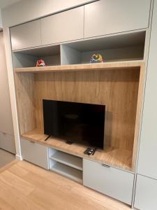 Premium RED Mountain Lodging