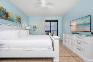 Phoenix VI 61405 condo