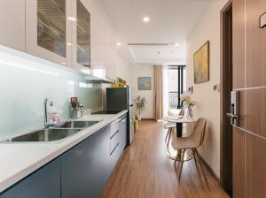 Luxury Studio With Swimming Pool, Gym And Tennis Courts In City Center