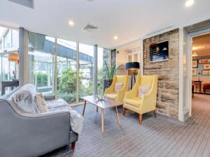 Dundee Serenity Spa Retreat near Perth