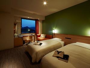 Candeo Hotels Matsuyama Okaido