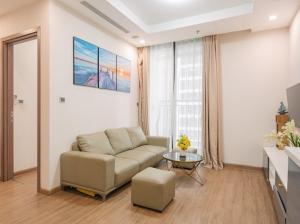 Delux 2 Bedroom Apt In Vinhomes Green Bay 25 To Airport