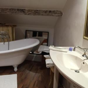 B&B / Chambres d'hotes Maison In Normandie : photos des chambres