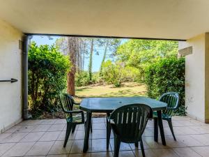 Appartement 5 pers, piscine, proche golf à Biscarrosse - FR-1-521-260