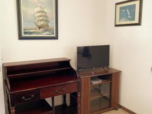 Maisons de vacances La Grange: Gite Confort a Briou, 5 Chambres - FR-1-491-471 : photos des chambres