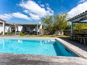 Villas Maison familiale calme avec piscine securisee - FR-1-835-32 : photos des chambres