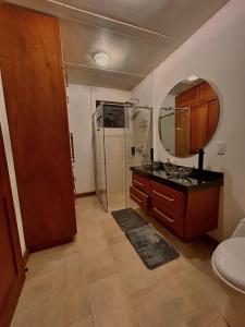 Zen Oasis del Bosque,mariposa 2