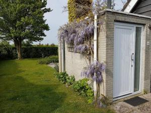 Quietly located holiday home in Zeeland