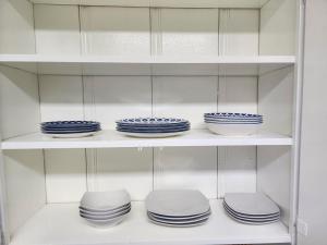 Relaxing Cozy Back House with Backyard