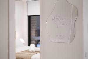 CoCo 2-BR Apt in the heart of Burwood with free parking