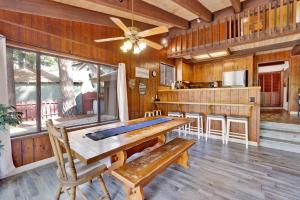 Lakeview fishing house #121