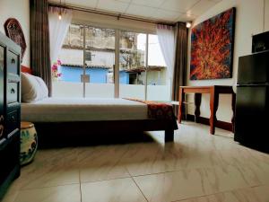 Lumphini Perfect Escape Sunny Rooftop EnSuite