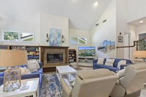 57 Lawton Rd, Sea Pines Pet Friendly home