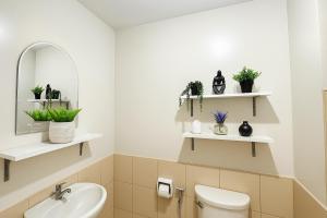 Cozy 2bedroom Corner Unit Camella Northpoint Bajada Near Sm Lanang