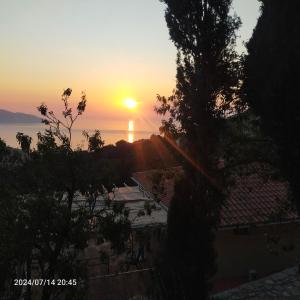 Stefanias house