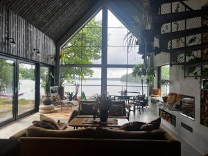 Peaceful lakefront retreat surrounded by nature